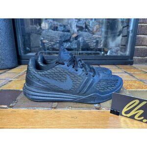 Mens 8 Nike Kobe Mentality Triple Black Athletic Basketball Sneakers 704942-002